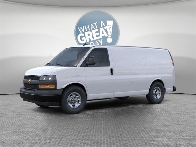 2025 Chevrolet Express Base
