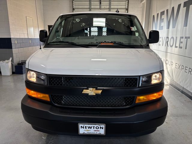 2025 Chevrolet Express Base