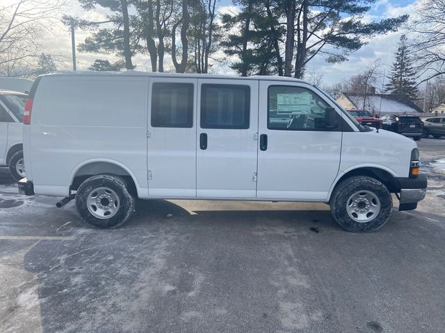 2025 Chevrolet Express Base