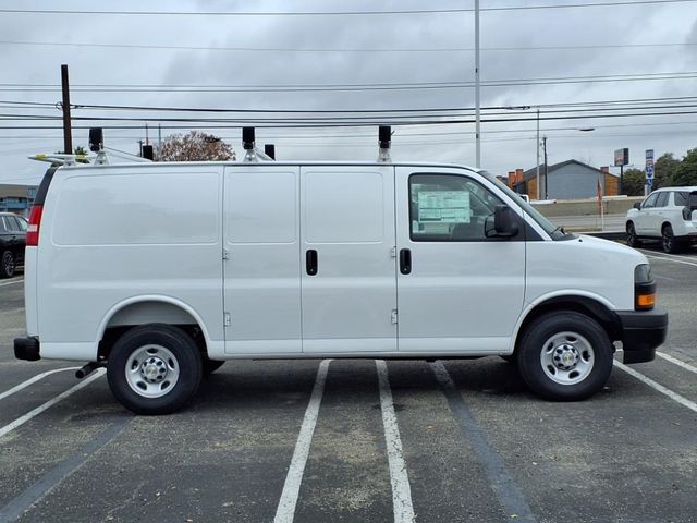 2025 Chevrolet Express Base