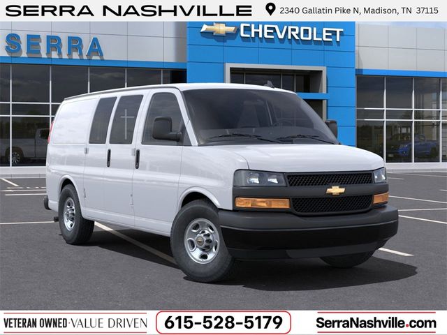 2025 Chevrolet Express Base