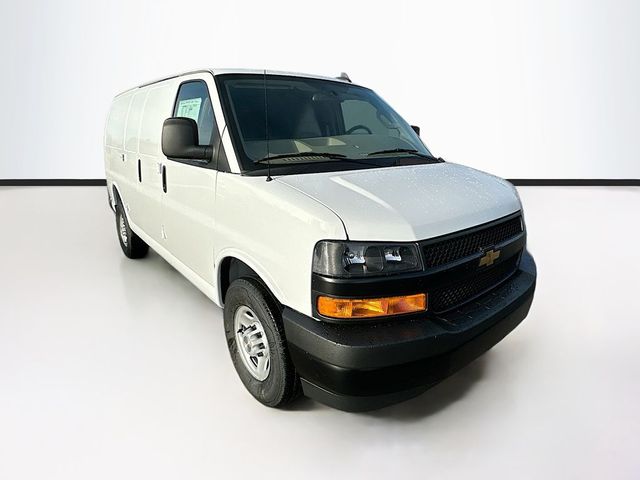 2025 Chevrolet Express Base