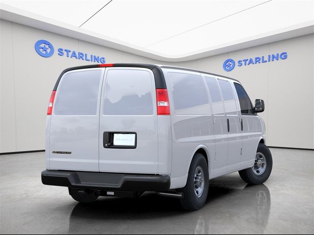 2025 Chevrolet Express Base