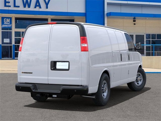 2025 Chevrolet Express Base