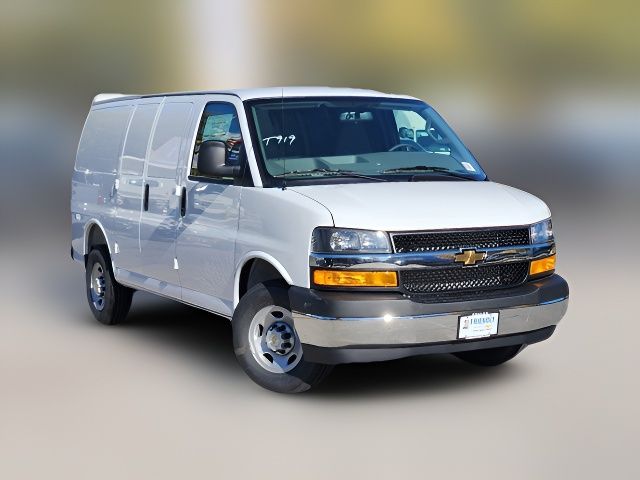 2025 Chevrolet Express Base