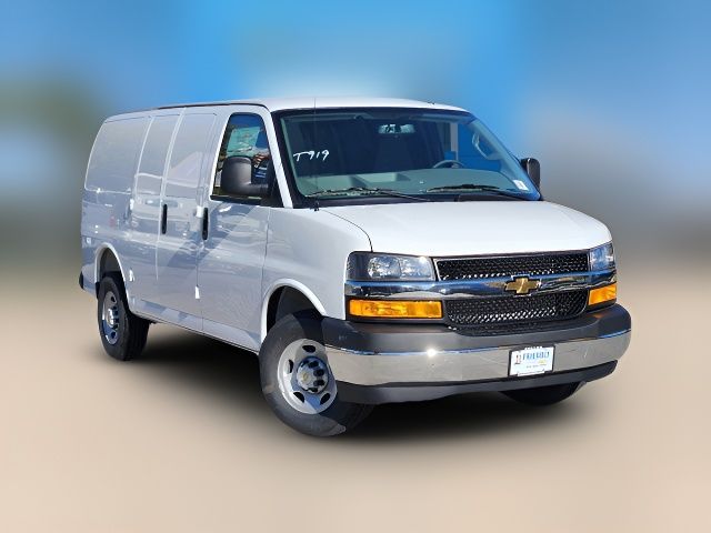 2025 Chevrolet Express Base