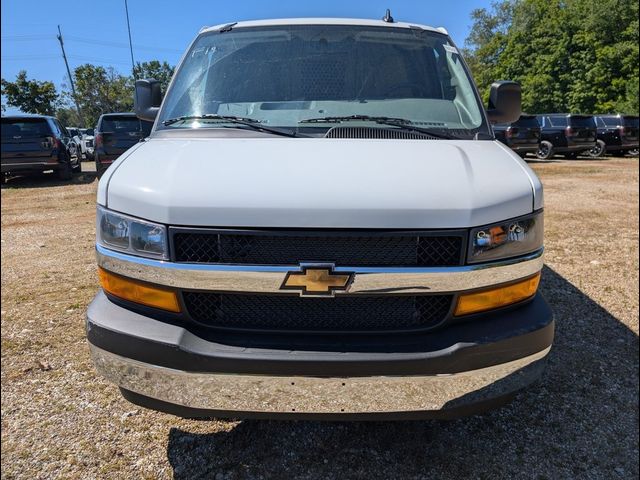 2025 Chevrolet Express Base