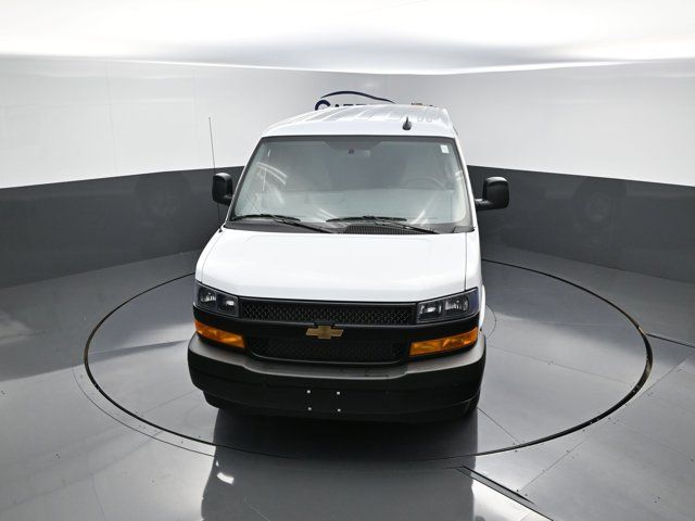 2025 Chevrolet Express Base