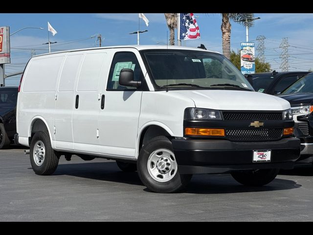 2025 Chevrolet Express Base