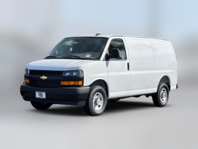 2025 Chevrolet Express Base