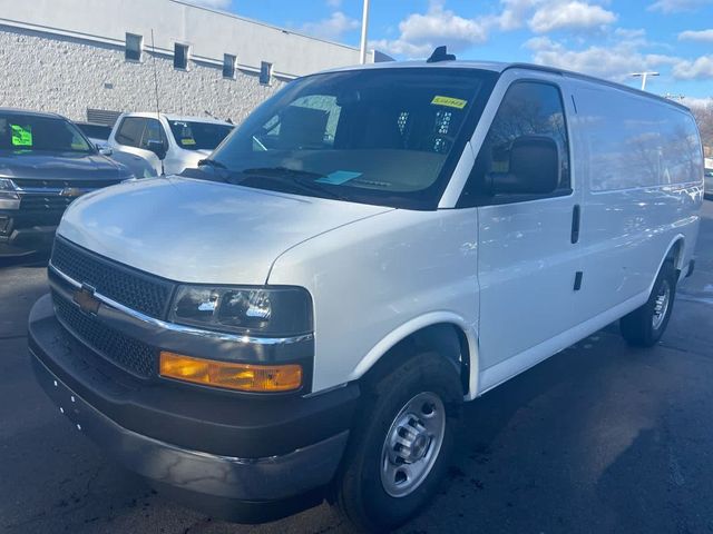 2025 Chevrolet Express Base