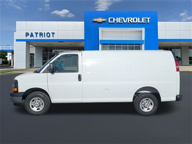 2025 Chevrolet Express Base