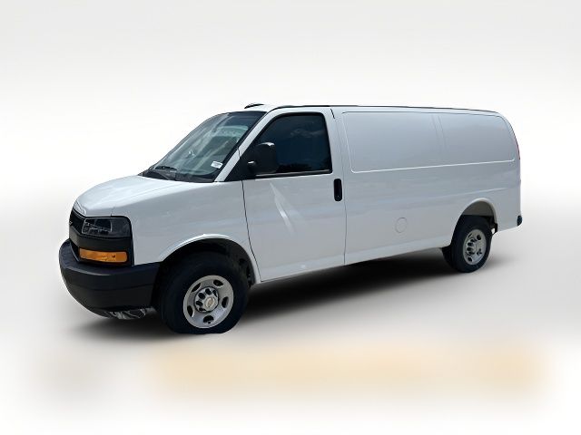 2025 Chevrolet Express Base