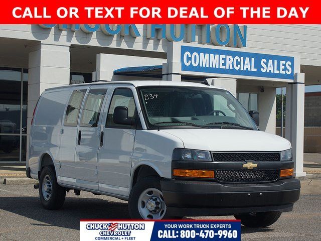 2025 Chevrolet Express Base