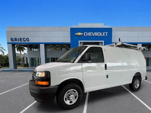2025 Chevrolet Express Base