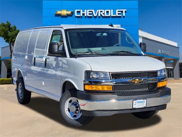 2025 Chevrolet Express Base