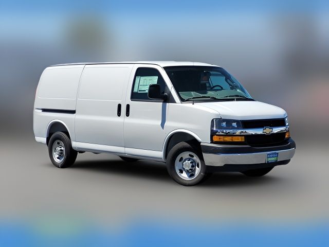 2025 Chevrolet Express Base