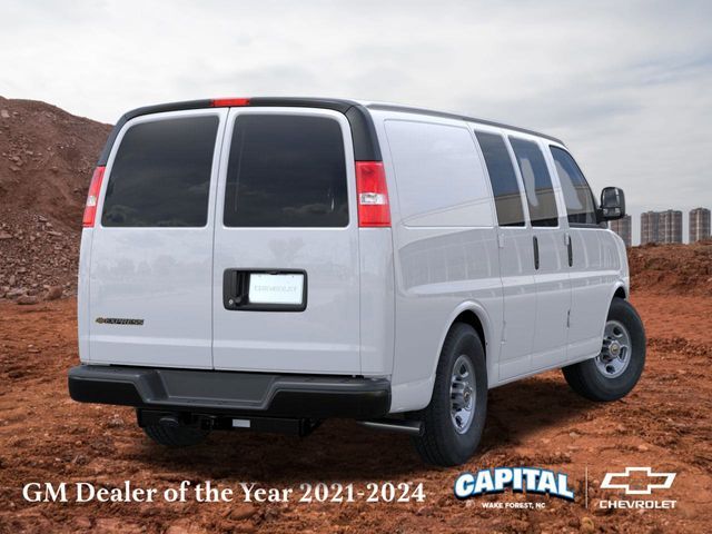 2025 Chevrolet Express Base