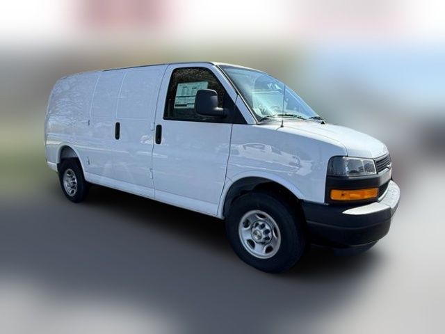 2025 Chevrolet Express Base