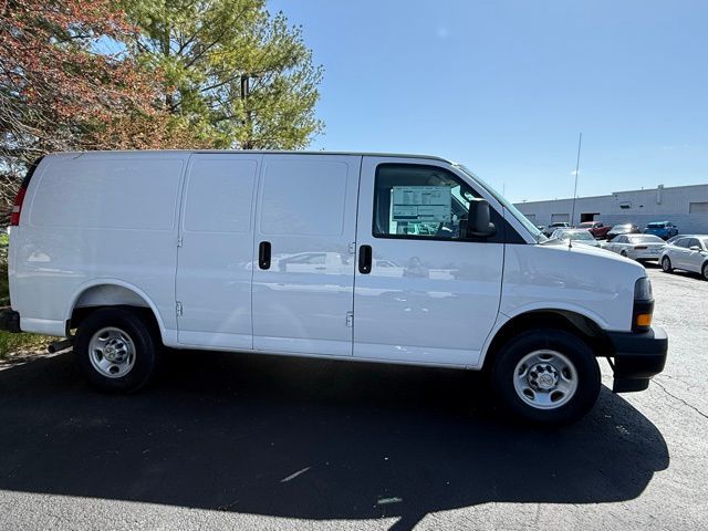 2025 Chevrolet Express Base