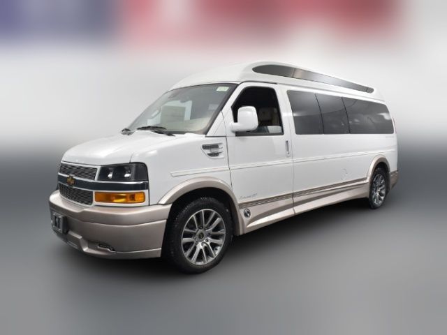 2025 Chevrolet Express Base