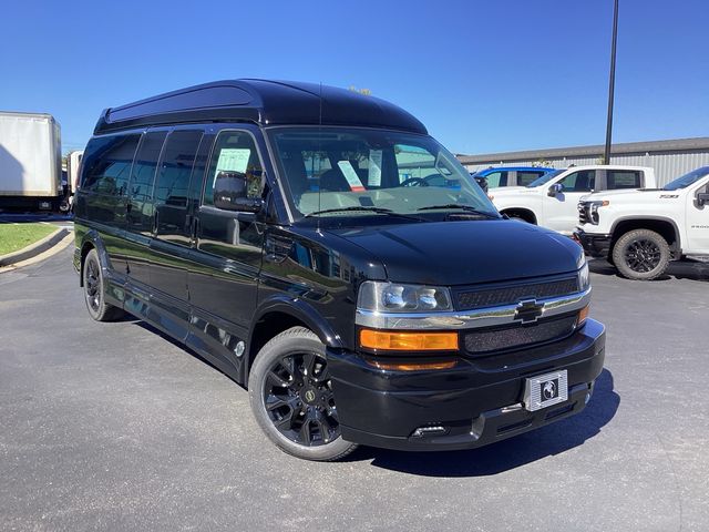 2025 Chevrolet Express Base