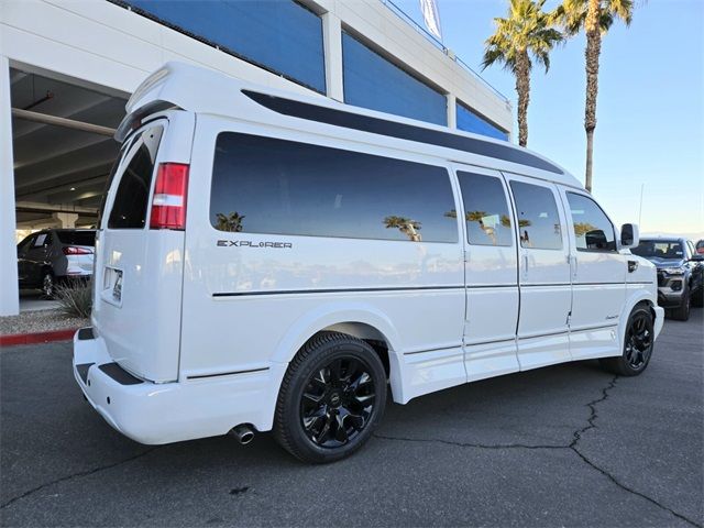 2025 Chevrolet Express Base