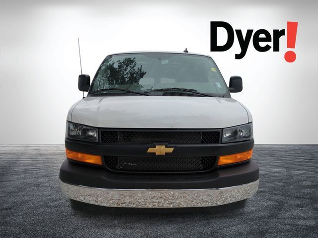 2025 Chevrolet Express Base