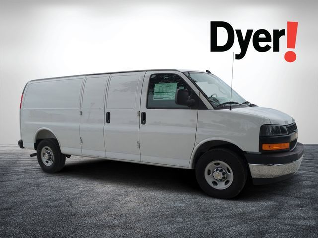 2025 Chevrolet Express Base