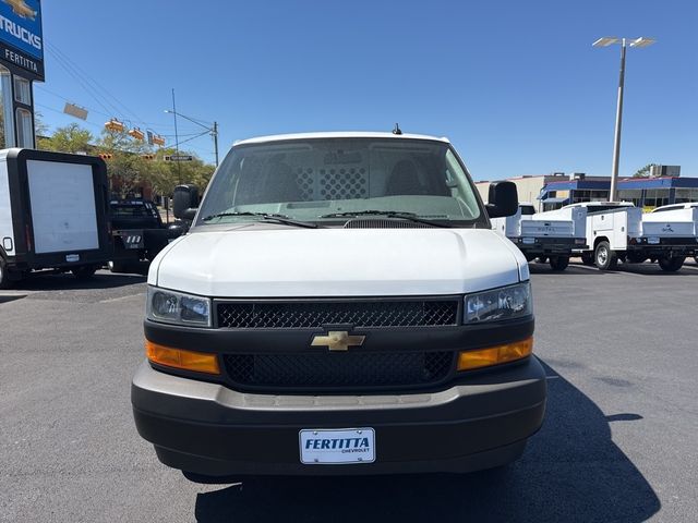 2025 Chevrolet Express Base