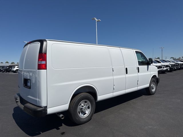 2025 Chevrolet Express Base