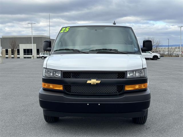 2025 Chevrolet Express Base