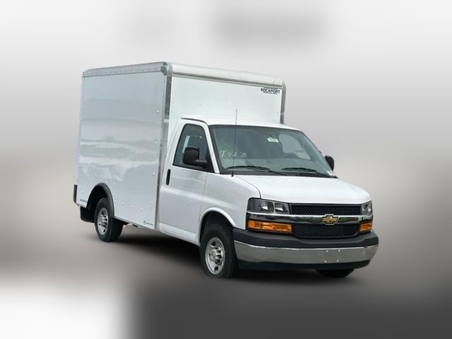 2025 Chevrolet Express Base