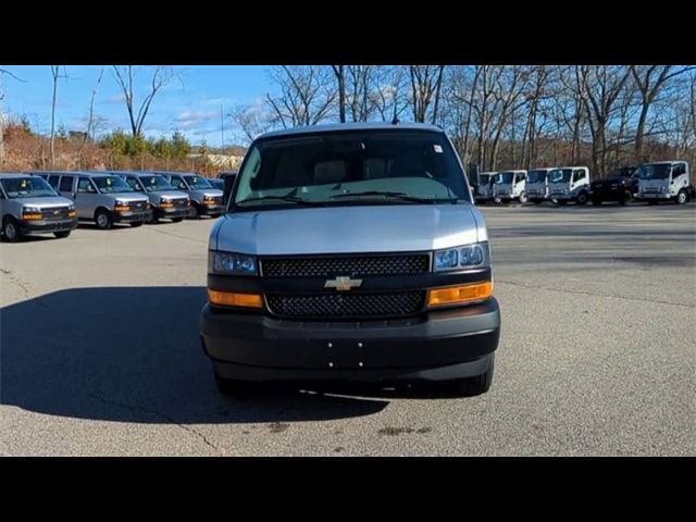 2025 Chevrolet Express LS