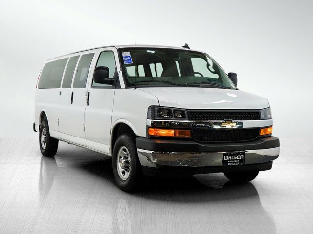 2025 Chevrolet Express LT