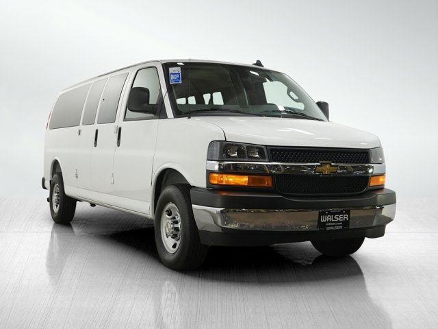 2025 Chevrolet Express LT