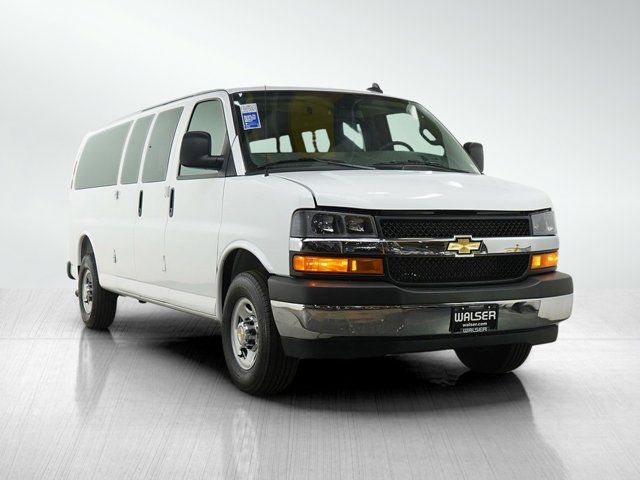 2025 Chevrolet Express LT