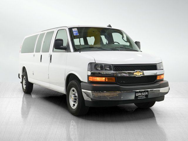 2025 Chevrolet Express LT