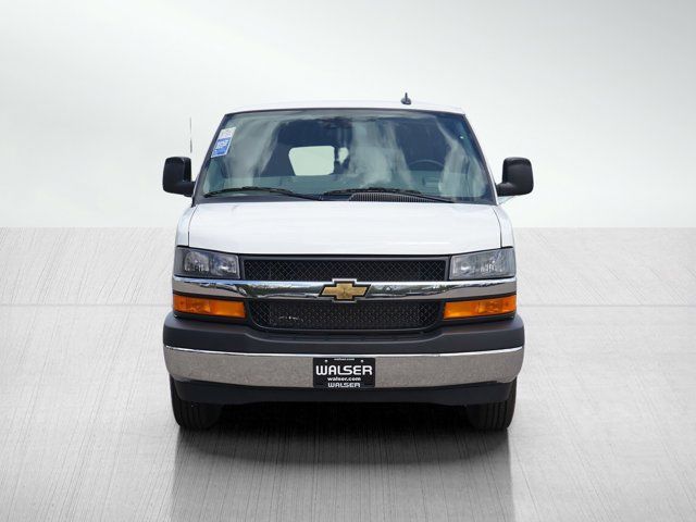 2025 Chevrolet Express LT