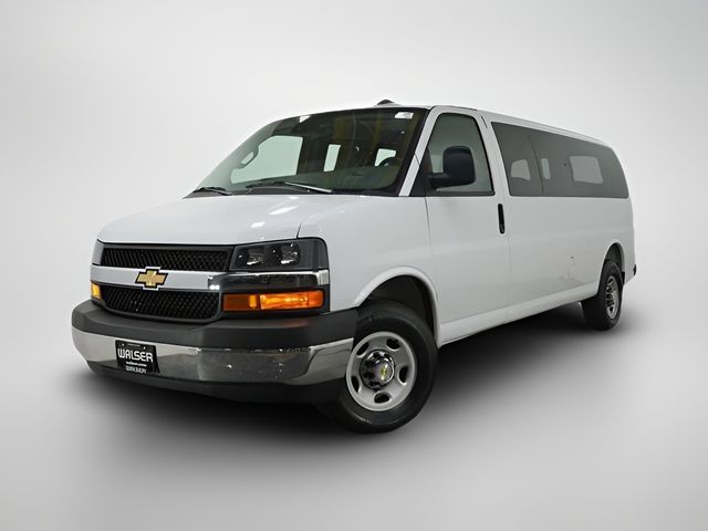 2025 Chevrolet Express LT