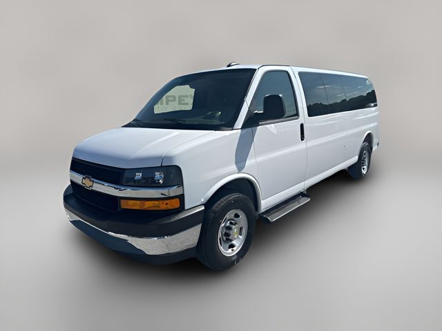 2025 Chevrolet Express LT