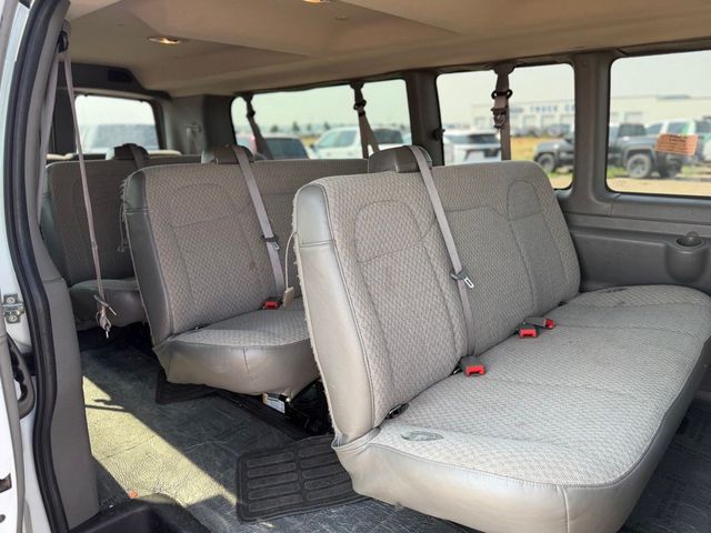 2025 Chevrolet Express LT