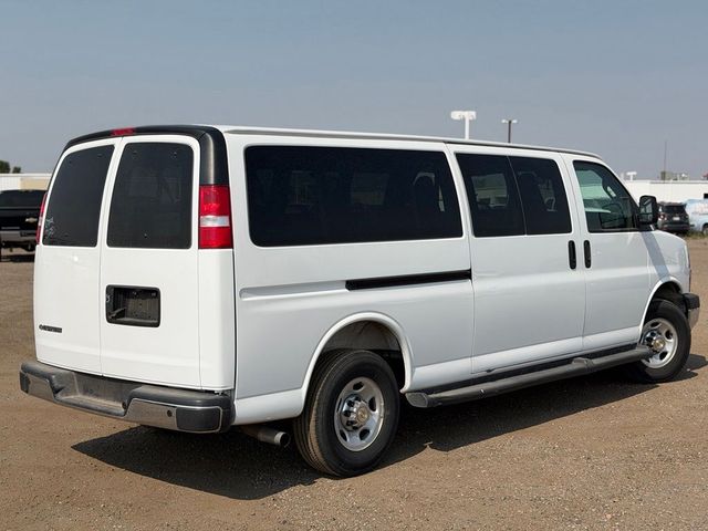 2025 Chevrolet Express LT