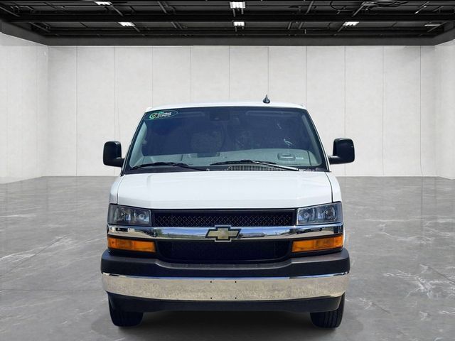 2025 Chevrolet Express LT
