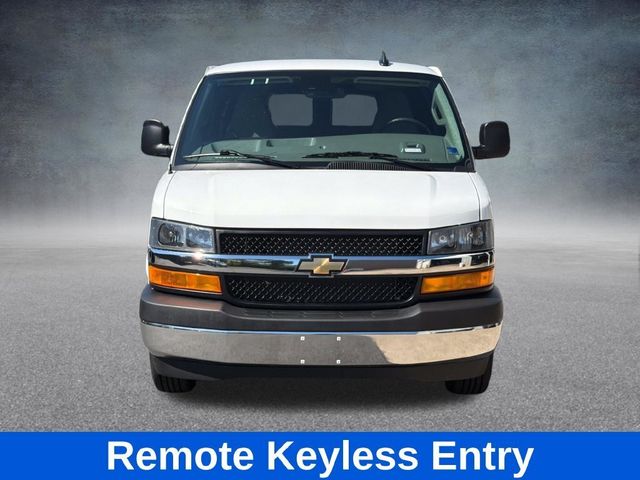 2025 Chevrolet Express LT