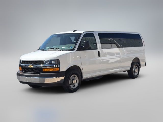 2025 Chevrolet Express LT