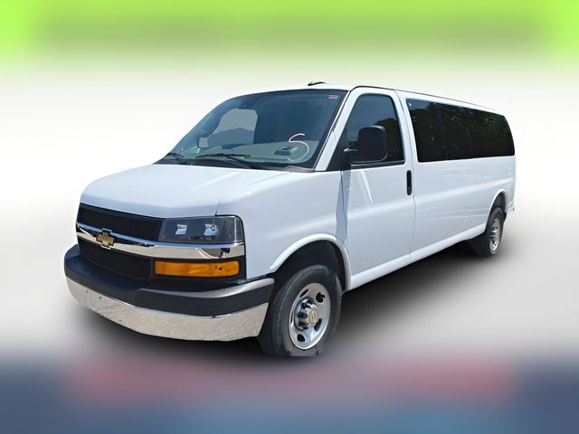 2025 Chevrolet Express LT