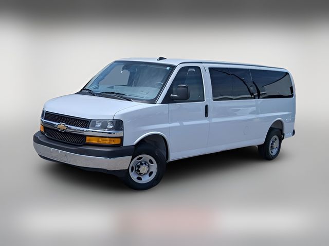 2025 Chevrolet Express LT