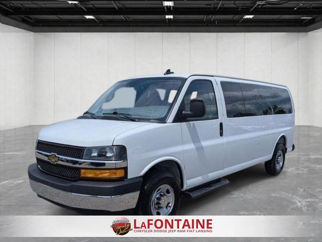 2025 Chevrolet Express LT