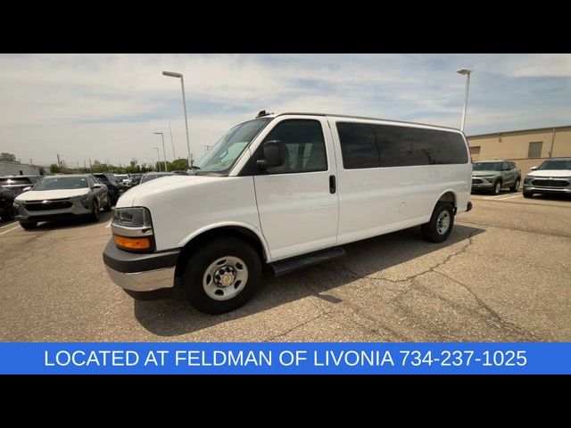 2025 Chevrolet Express LT
